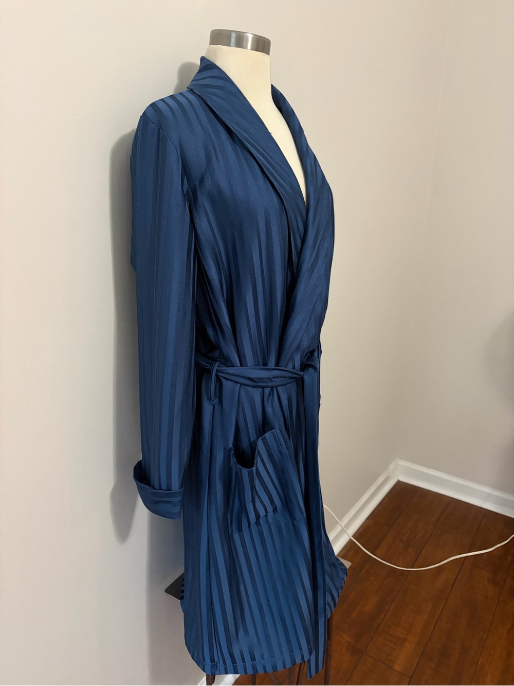Vintage St. Michael Teal Blue Satin-Like Striped Robe M Loungewear - Picture 5 of 11